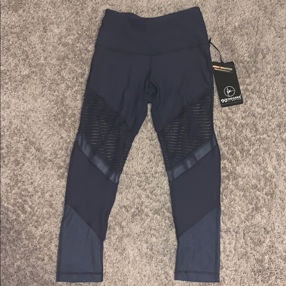 Athletic leggings